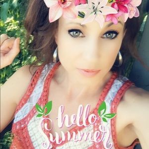 Meet your Posher, Holly